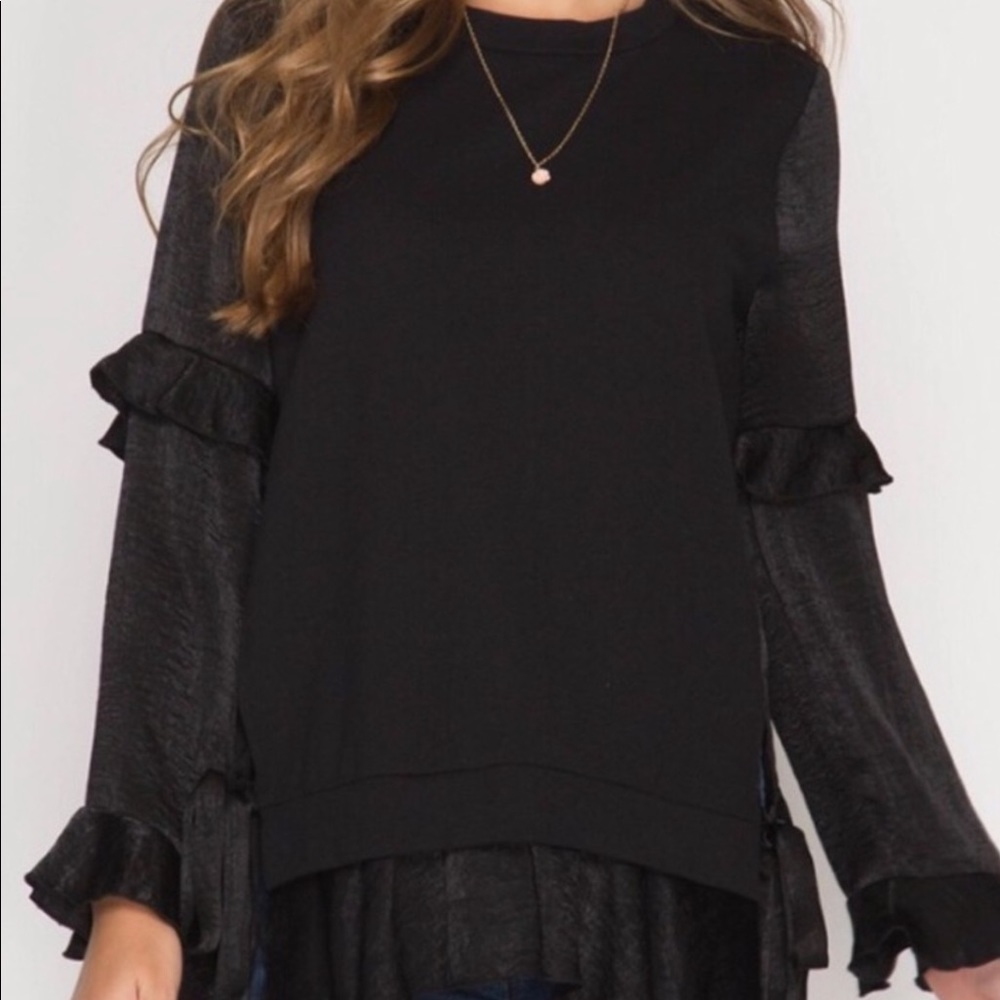 Ruffle sleeve top
